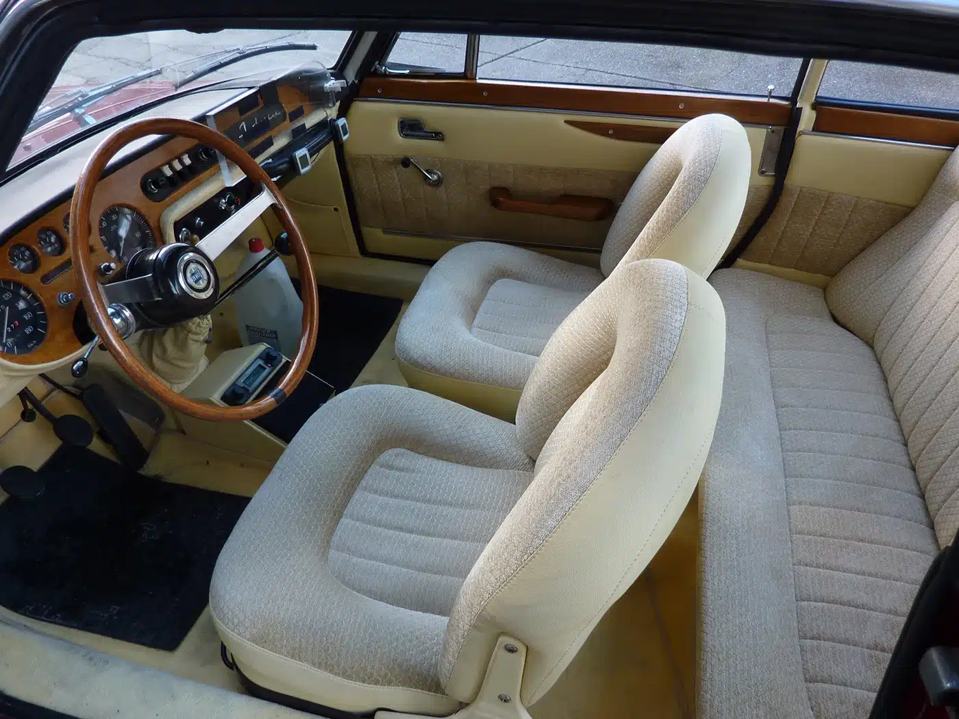 rifacimento-sedili-per-auto-officine-veloci