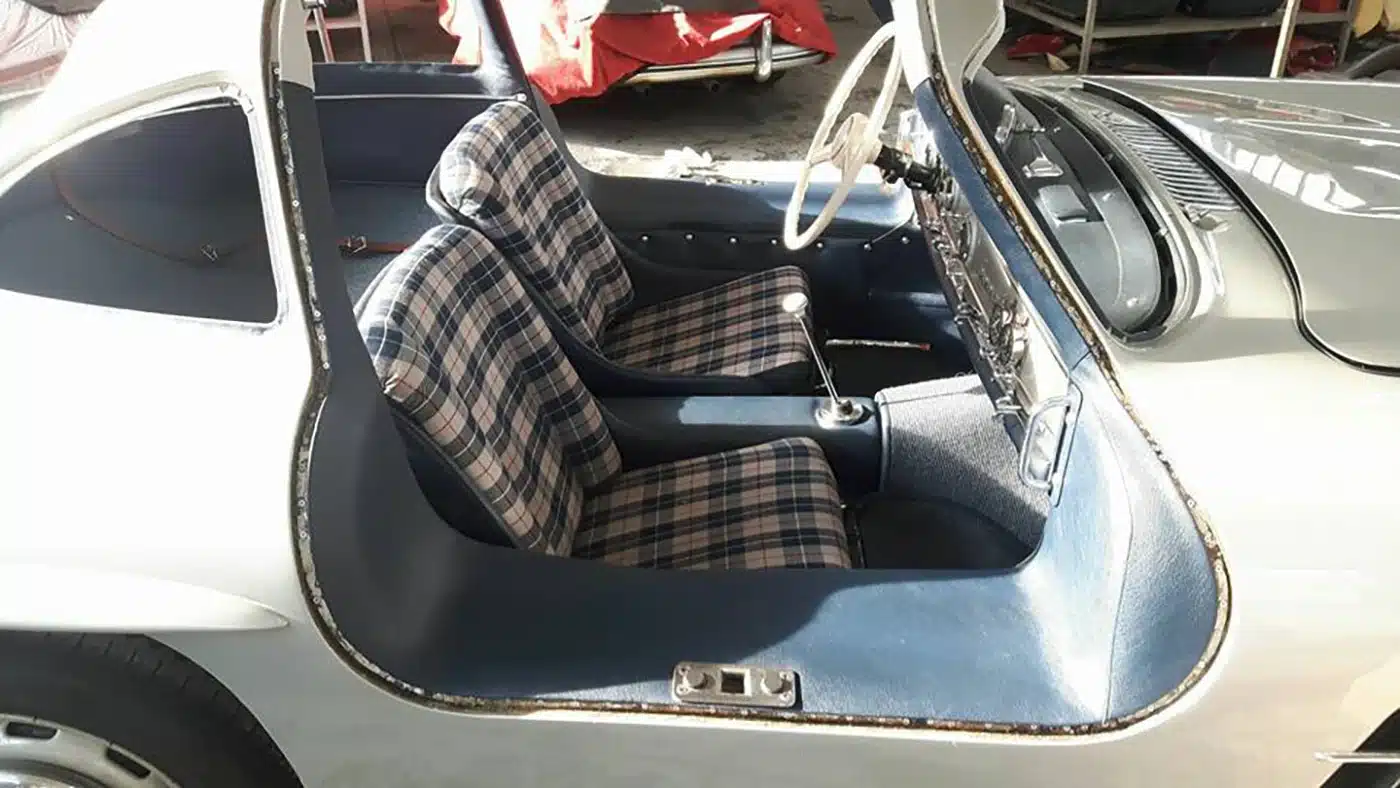 rigenerazione-rivestimenti-per-automobili